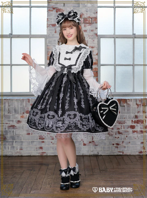 Приклад коорду в стилі lolita fashion