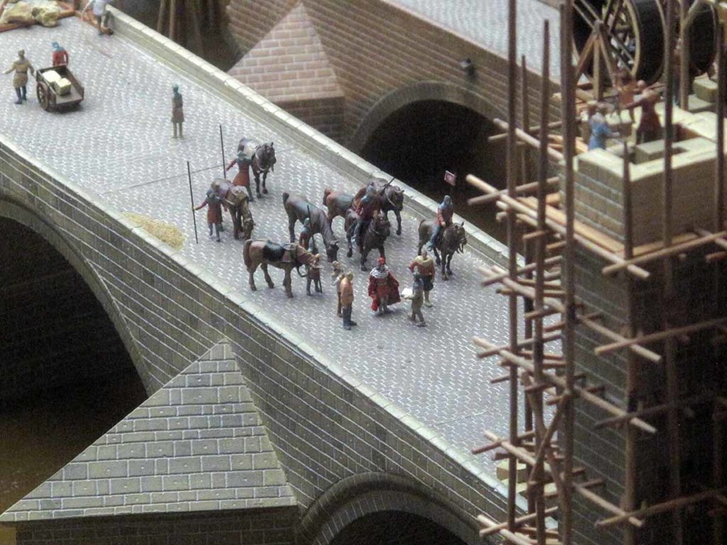 Król Karol inspektuje Most Karola