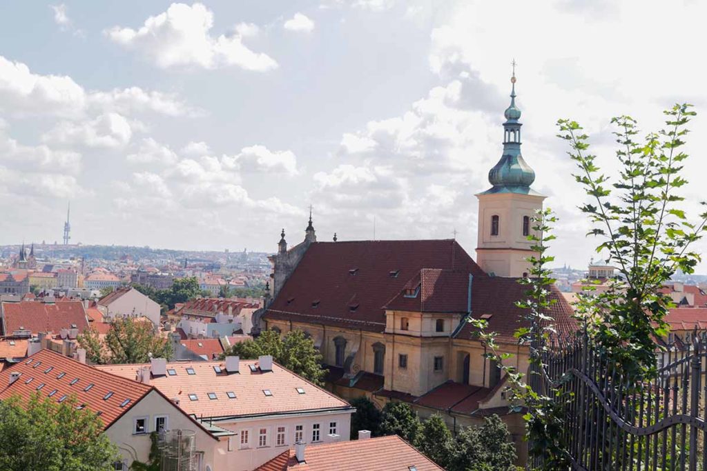 Костел Богоматері Пероможиці, де міститься Єзулатко