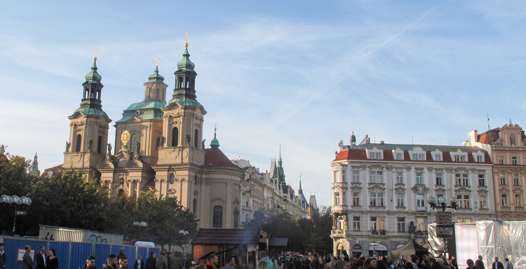 Староміська площа, північна сторона